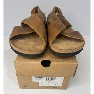 Comfortfube Leather Sandal Size 8 (39) NWB Minimalist Core